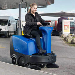 Nilfisk Floortec-R360B Refurbished Battery Ride-on Sweeper