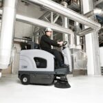 Nilfisk SW4000 ride on sweeper