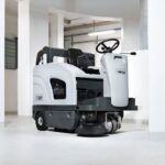 Nilfisk SW4000 ride on sweeper